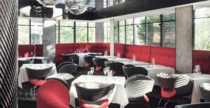 VICTORIA AND ALBERT ARMCHAIR BY RON ARAD - WATERGATE HOTEL, WASHINGTON, USA, 2016