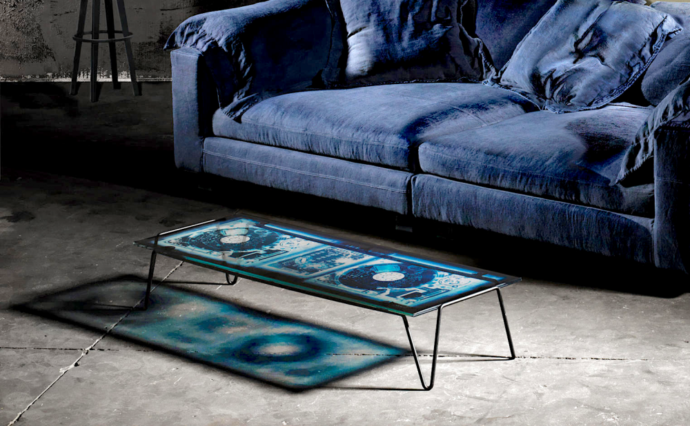 XRAYDIO 2 DISC TABLE BY DIESEL CREATIVE TEAM, 2010